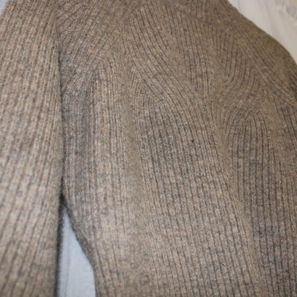 Weekday Relaxed Fit Nepped Knit Sweater – Size XS - Picture 4 of 12